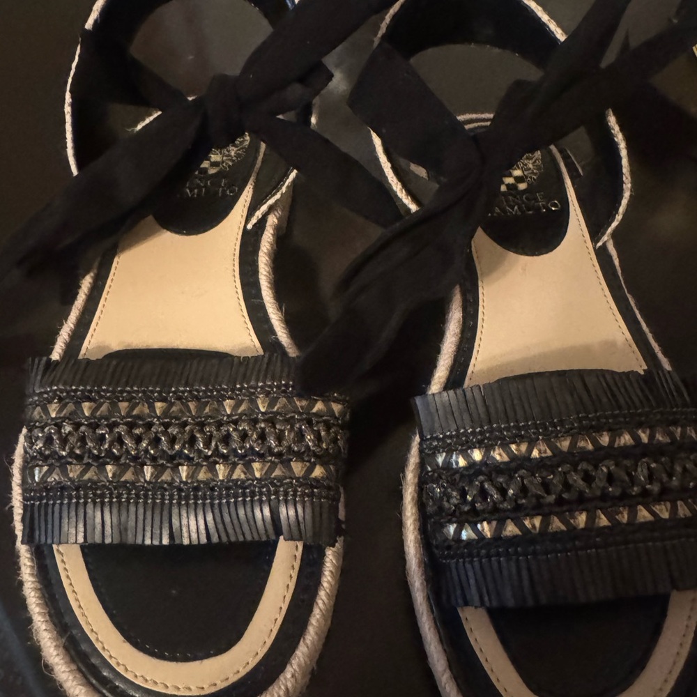 Vince Camuto Black Sandals NWOT